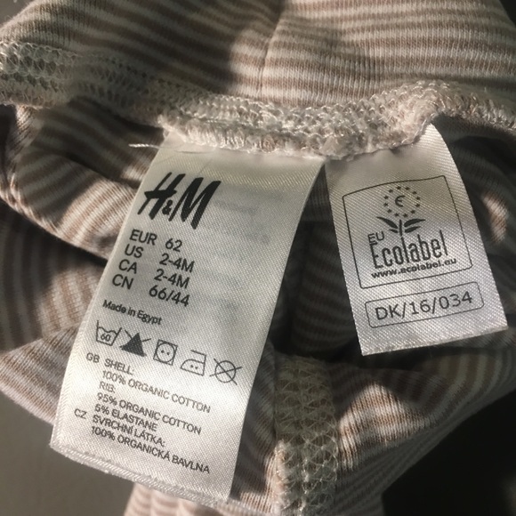 H & M Footy Pants w/ Bonus Hat - Picture 3 of 4